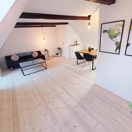Beautiful Double Room In The Center Of City 란데르스 외부 사진