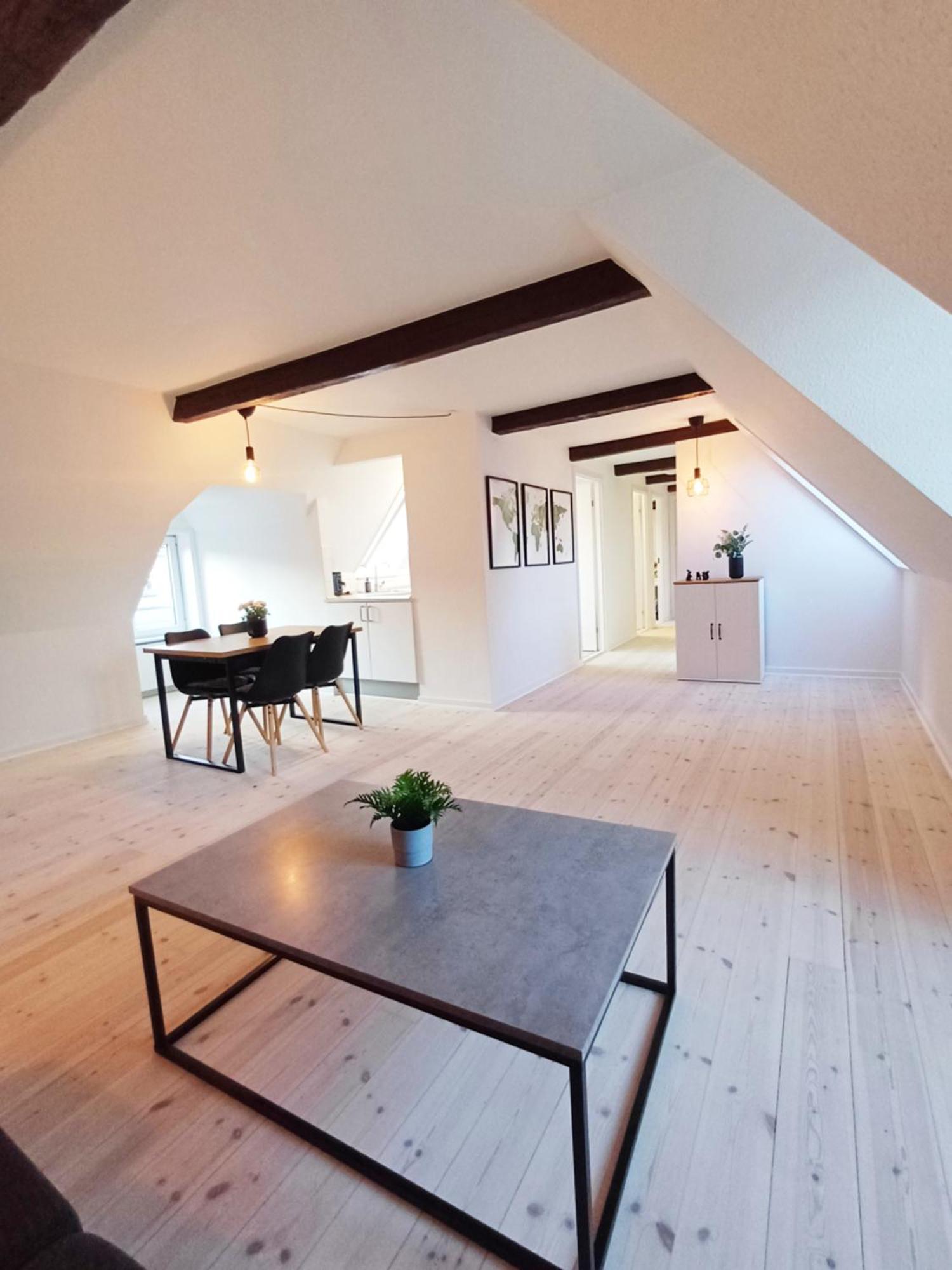 Beautiful Double Room In The Center Of City 란데르스 외부 사진