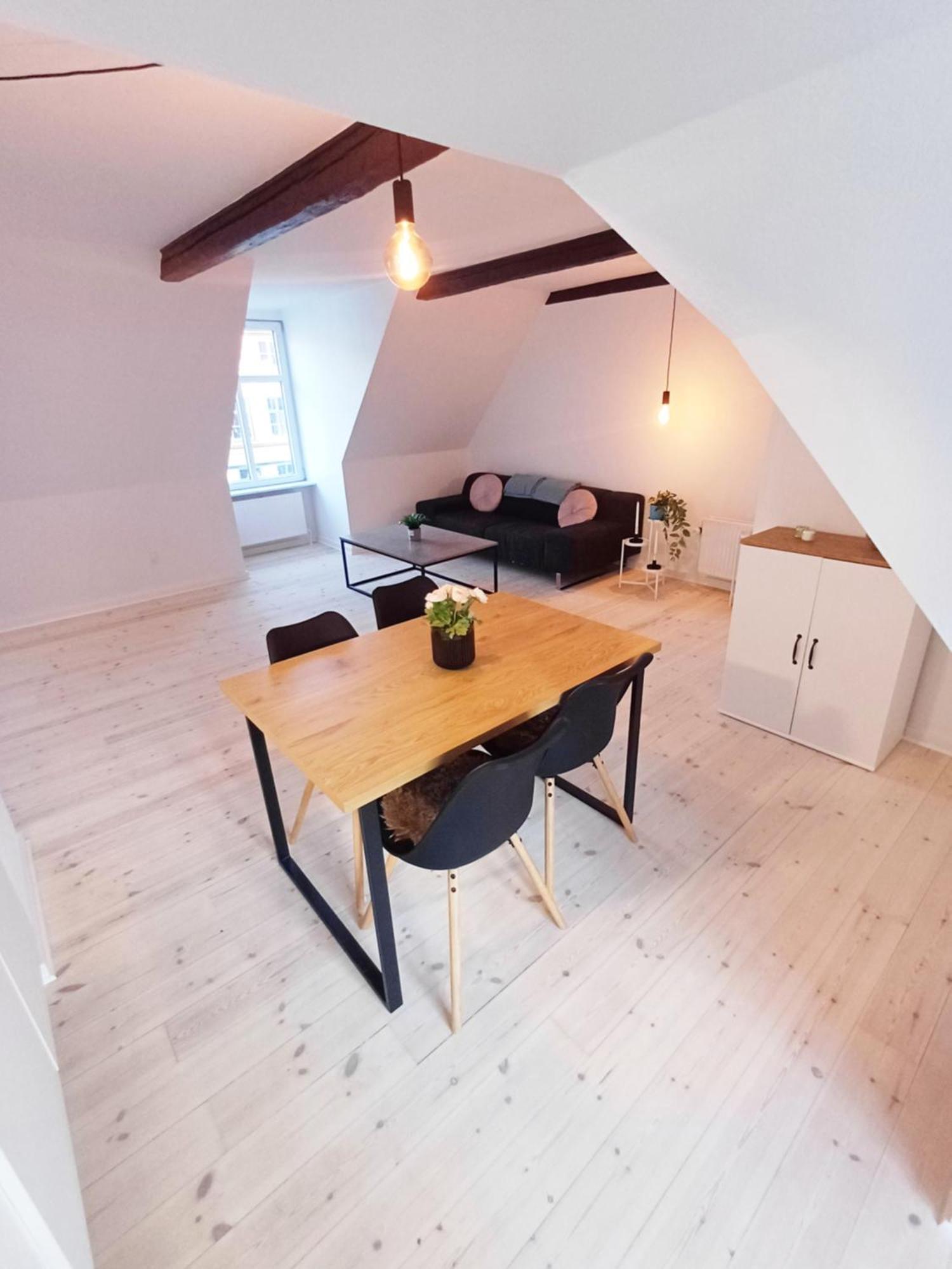 Beautiful Double Room In The Center Of City 란데르스 외부 사진